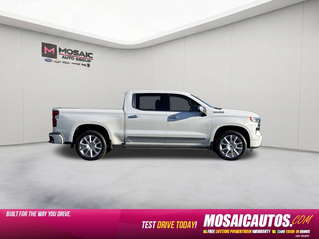 Used 2024 Chevrolet Silverado 1500 High Country AWD/4WD image 8