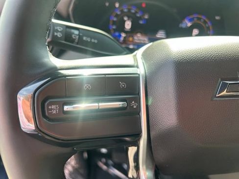 Used 2025 Chevrolet Colorado ZR2 AWD/4WD image 18