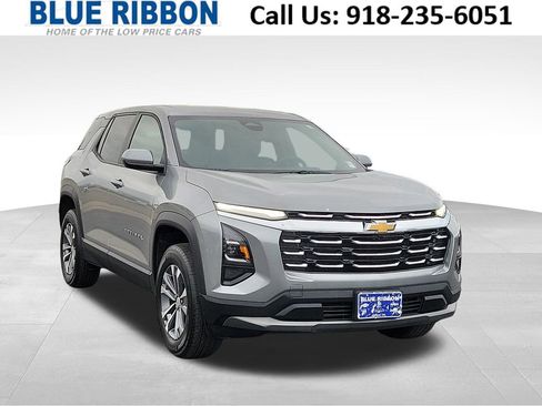 Used 2025 Chevrolet Equinox LT FWD image 1