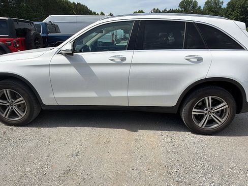 Used 2022 Mercedes-Benz GLC 300 image 11