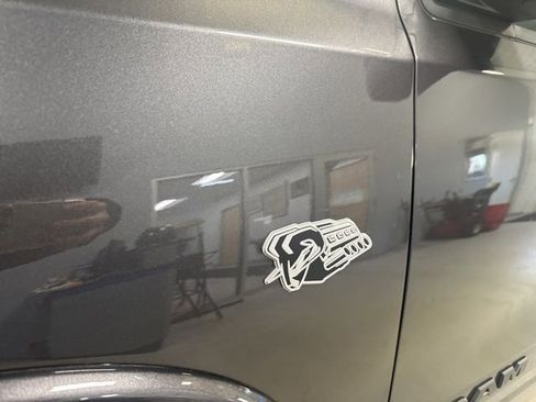 New 2026 RAM 1500 4x4 Crew Cab image 9