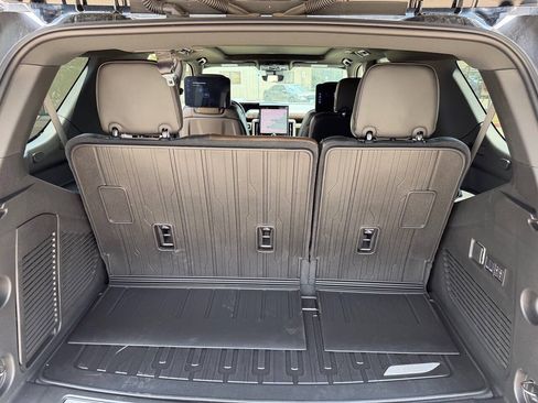 Used 2026 GMC Yukon Denali Ultimate w/ LPO, Floor Liner Package AWD/4WD image 16