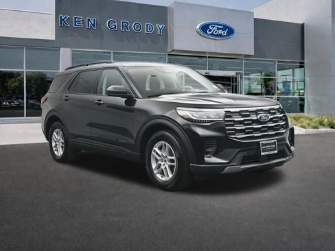 New 2026 Ford Explorer Active RWD image 1