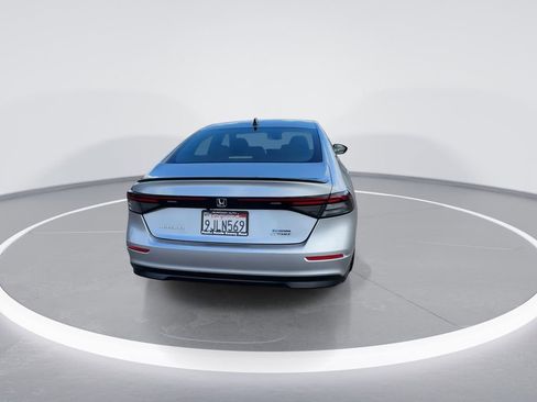 Used 2024 Honda Accord Sport image 11