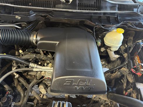 Used 2016 RAM 1500 Big Horn RWD image 31