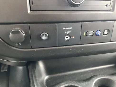 Used 2020 Chevrolet Express 2500 LS image 17