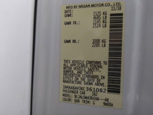 Used 2019 Nissan Maxima SR w/ Sport Mat Group FWD image 33