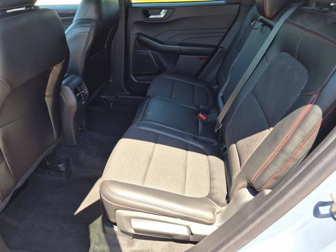 Used 2024 Ford Escape ST-Line w/ Tech Pack #1 AWD/4WD image 25