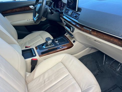 Used 2018 Audi Q5 2.0T Premium Plus w/ Premium Plus Package image 15