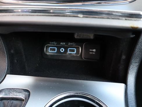 Used 2018 Jeep Grand Cherokee Limited AWD/4WD image 24