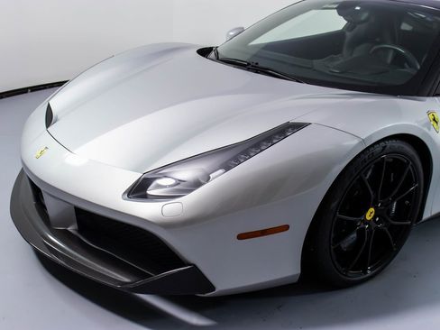 Certified 2016 Ferrari 488 GTB image 29