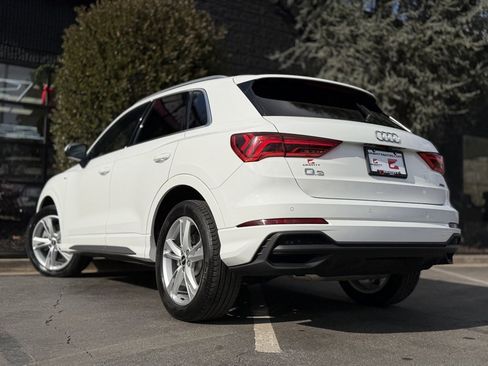 Used 2022 Audi Q3 2.0T Premium w/ Convenience Package image 20