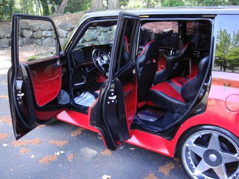 Used 2005 Scion xB FWD image 13