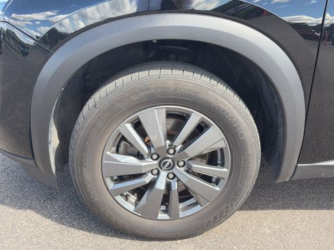 Used 2025 Nissan Pathfinder SV AWD/4WD image 36