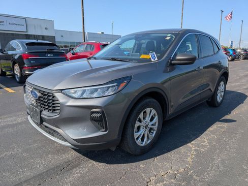 Used 2024 Ford Escape Active AWD/4WD image 4