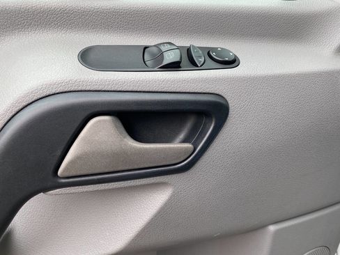 Used 2009 Dodge Sprinter 3500 w/ Rear Heater Group III image 12