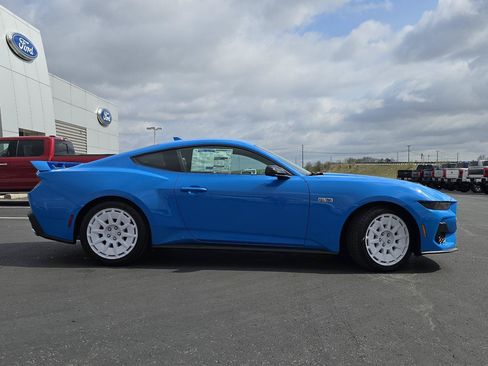 New 2026 Ford Mustang GT Premium w/ GT Performance Package RWD image 12
