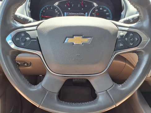 Used 2019 Chevrolet Traverse LT w/ LT Premium Package FWD image 18
