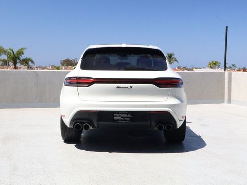 Certified 2023 Porsche Macan S AWD/4WD image 10