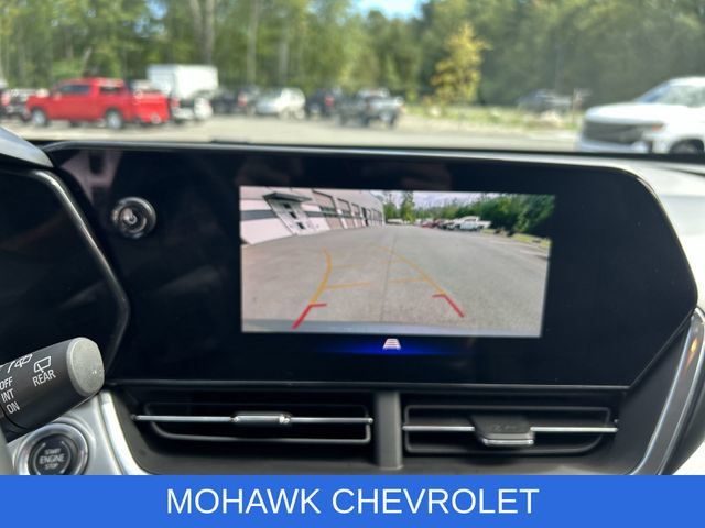 Used 2024 Chevrolet Trax LT w/ Driver Confidence Package FWD image 15