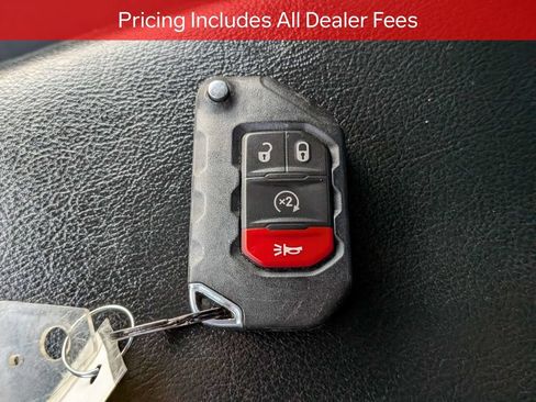 Used 2020 Jeep Gladiator Sport w/ Quick Order Package 24S AWD/4WD image 30