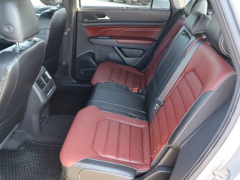Used 2021 Volkswagen Atlas Cross Sport SEL Premium AWD/4WD image 33
