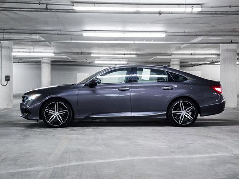 Certified 2021 Honda Accord Touring image 14