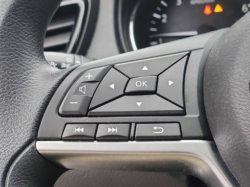 Used 2022 Nissan Rogue Sport S image 20