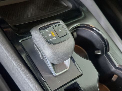 Used 2023 Nissan Rogue SV FWD image 23
