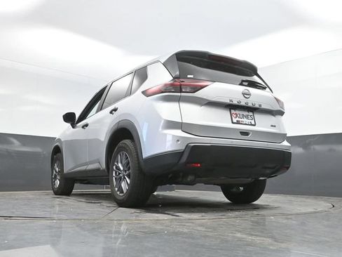 Used 2024 Nissan Rogue S AWD/4WD image 51
