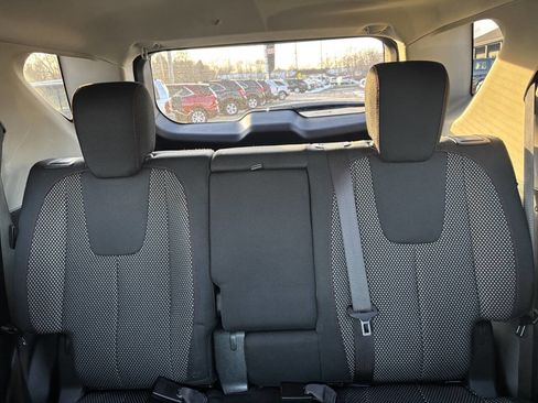 Used 2015 Chevrolet Equinox LT image 3