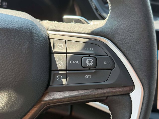 New 2027 Jeep Grand Cherokee Altitude AWD/4WD image 21