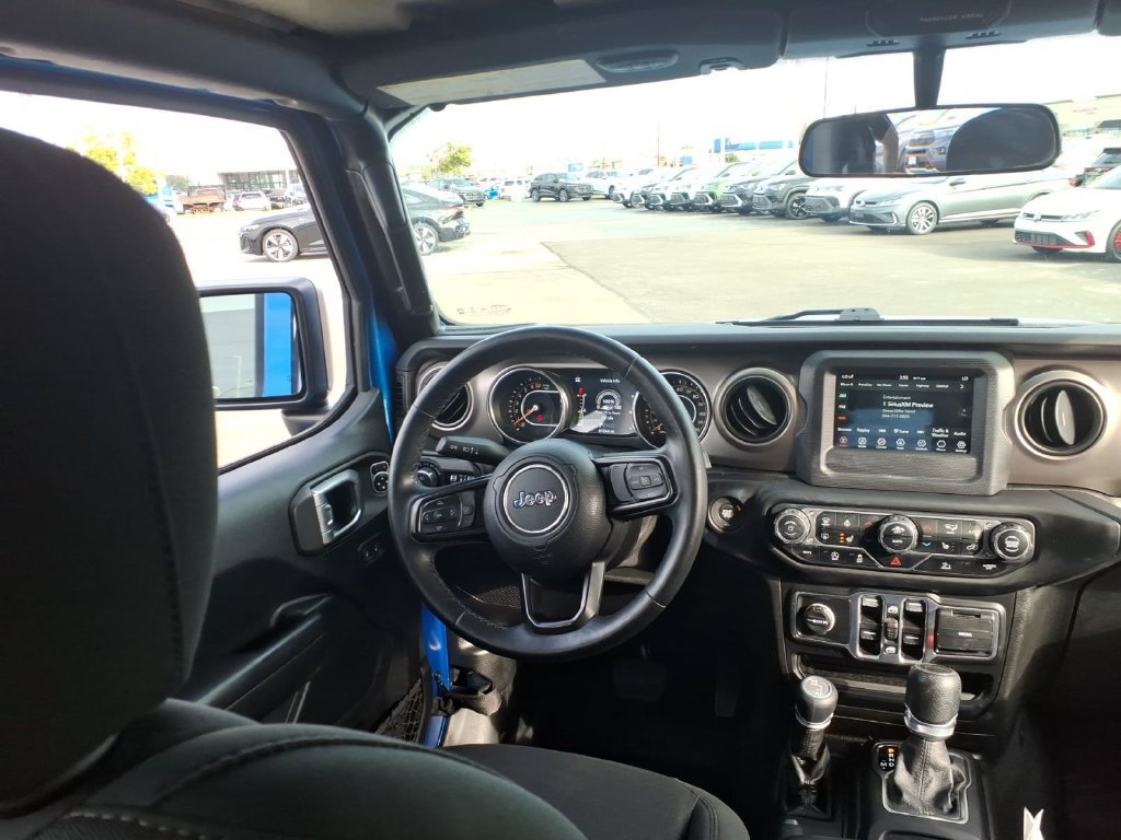 Used 2020 Jeep Gladiator Sport w/ Quick Order Package 24S AWD/4WD image 9