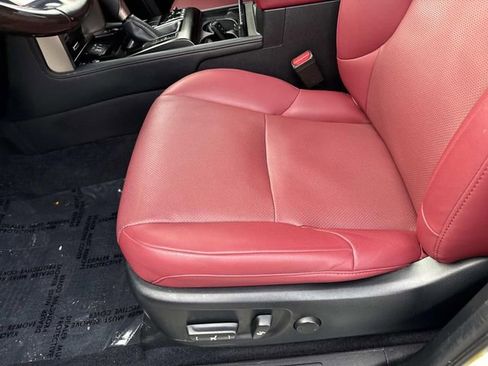 Used 2021 Lexus GX 460 Premium w/ Premium Package image 15