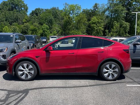 Used 2023 Tesla Model Y Long Range AWD/4WD image 10