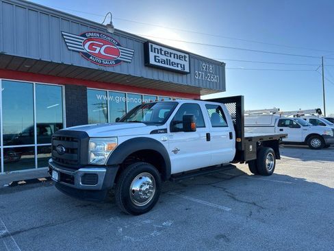 Used 2015 Ford F550 2WD Crew Cab Super Duty image 2