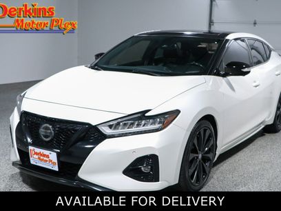 Used 2021 Nissan Maxima SR w/ Sport Mat Group