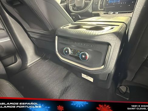Used 2025 Ford Expedition Max Active AWD/4WD image 34