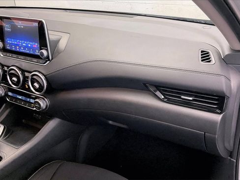 Certified 2021 Nissan Sentra SV image 15