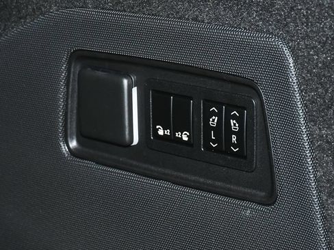 Used 2022 Cadillac Escalade Sport AWD/4WD image 66