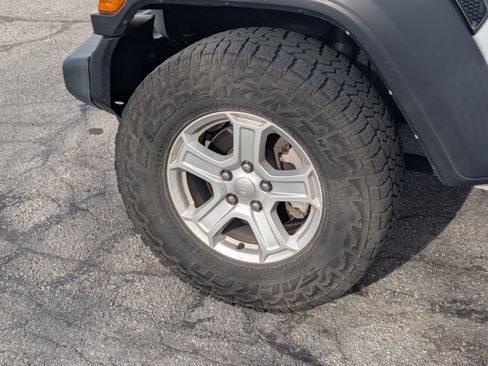 Used 2021 Jeep Wrangler Unlimited Sport S image 13