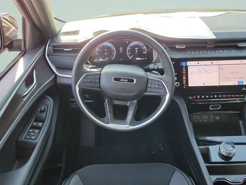 New 2026 Jeep Grand Cherokee Altitude RWD image 23