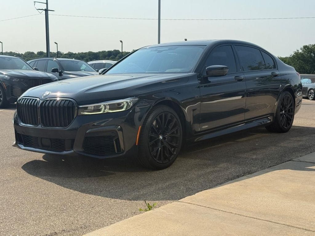 Used 2021 BMW 750i xDrive w/ M Sport Package AWD/4WD image 8