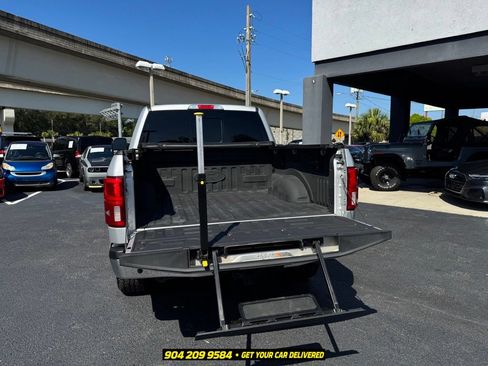 Used 2018 Ford F150 Lariat w/ Equipment Group 502A Luxury AWD/4WD image 31