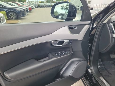 Used 2023 Volvo XC90 B5 Core AWD/4WD image 21