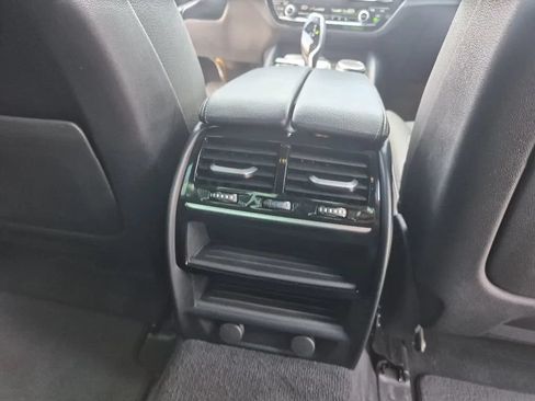Used 2019 BMW 530e w/ Convenience Package RWD image 24