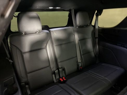 Used 2021 Chevrolet Tahoe Z71 image 11