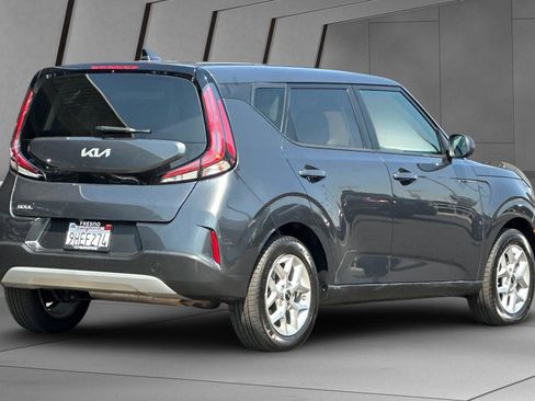 Used 2023 Kia Soul LX w/ Option Group 015 image 4
