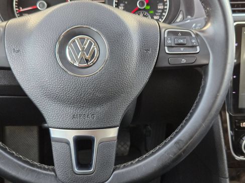Used 2015 Volkswagen Passat 1.8T SEL Premium FWD image 23