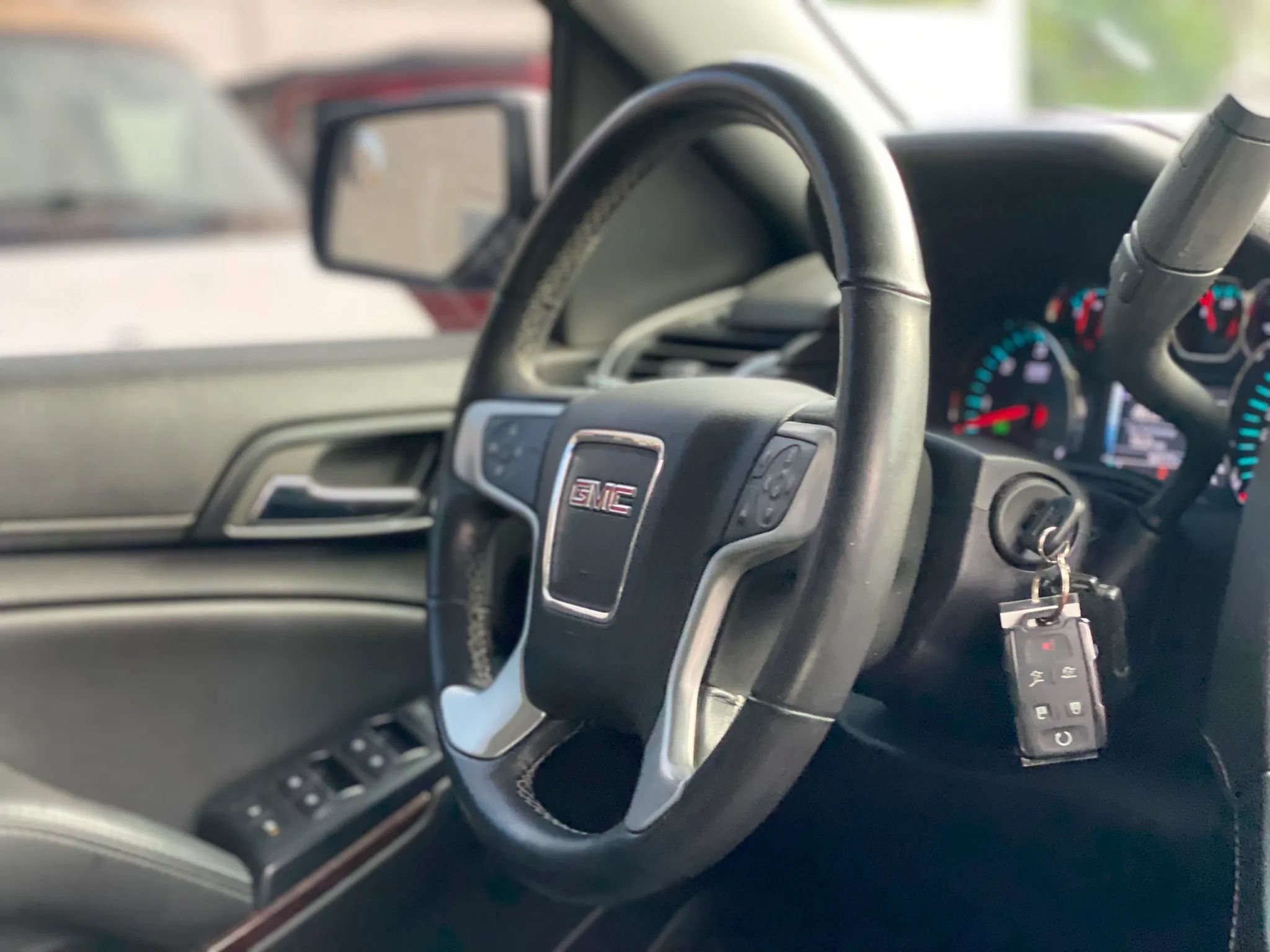Used 2017 GMC Yukon SLE w/ Convenience Package RWD image 10
